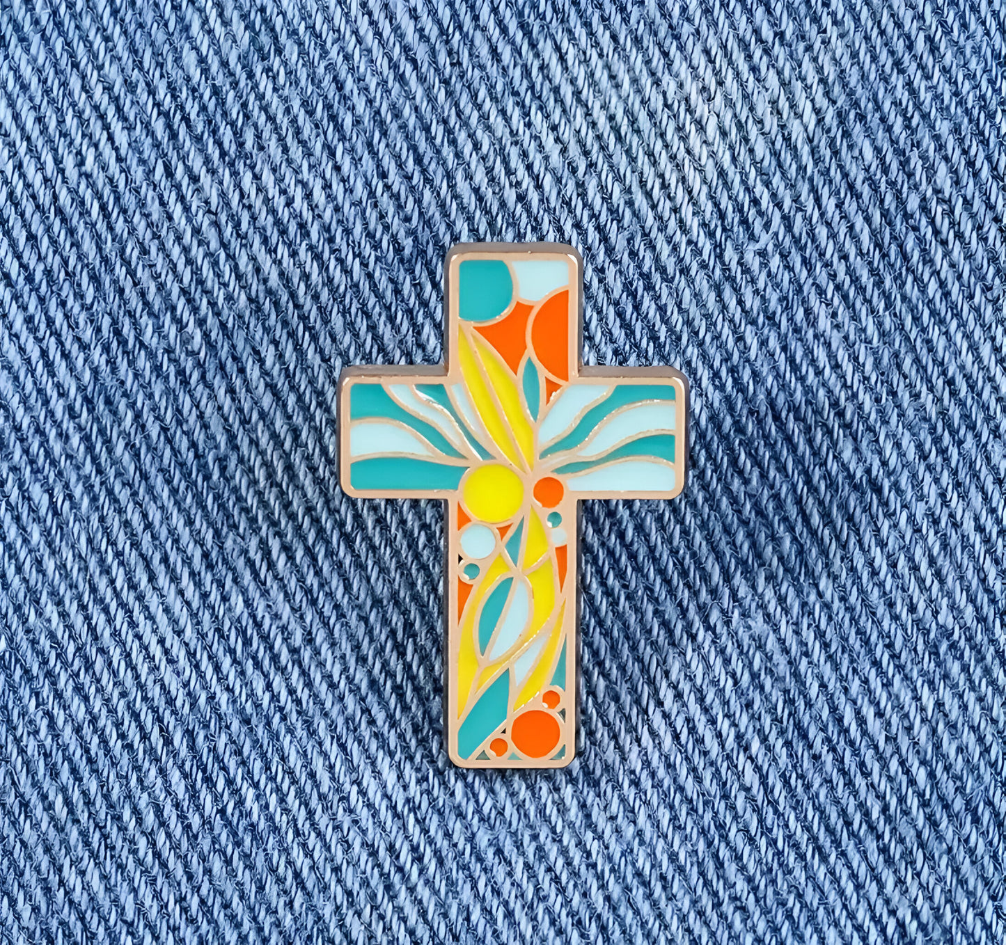 Pin cruz vitral