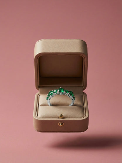 Anillo Emerald Grace