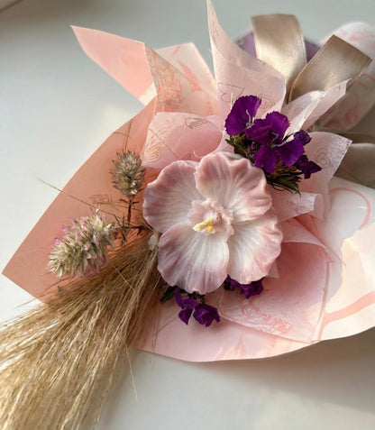 Vela Bloom Candle