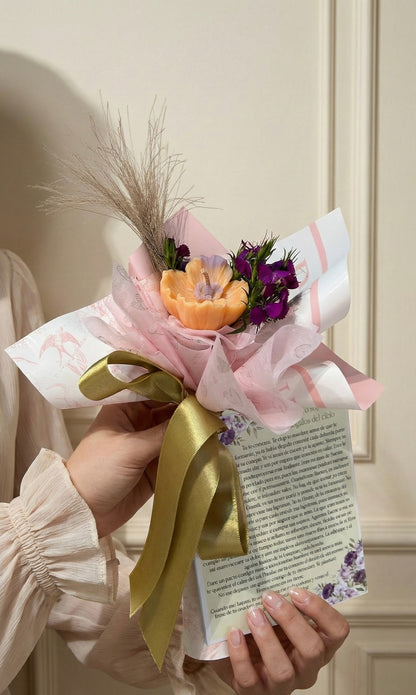 Vela Bloom Candle